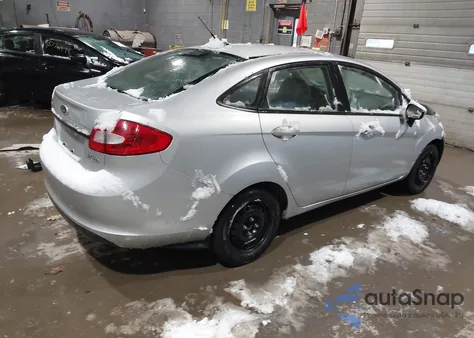 2012 Ford Fiesta S из США, поврежденный, VIN 3FADP4AJ9CM183532